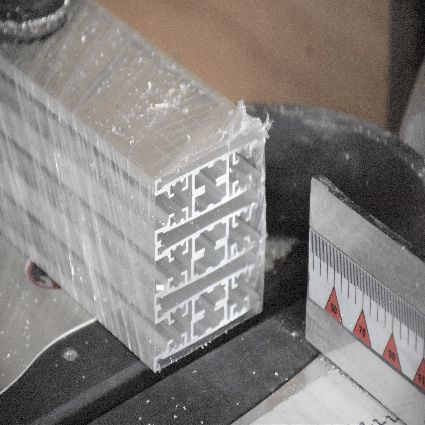 KFC levererar alu profiler kapade efter kundens �nskem�l